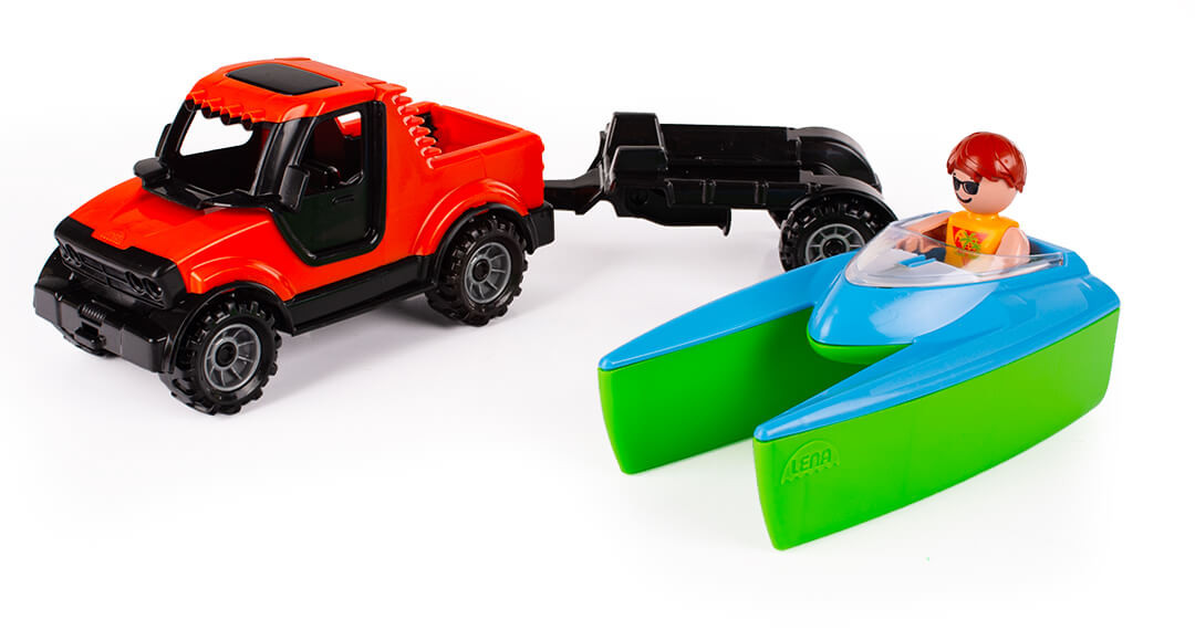Zestaw samochód terenowy z przyczepą i łodzią/ motorówką Lena