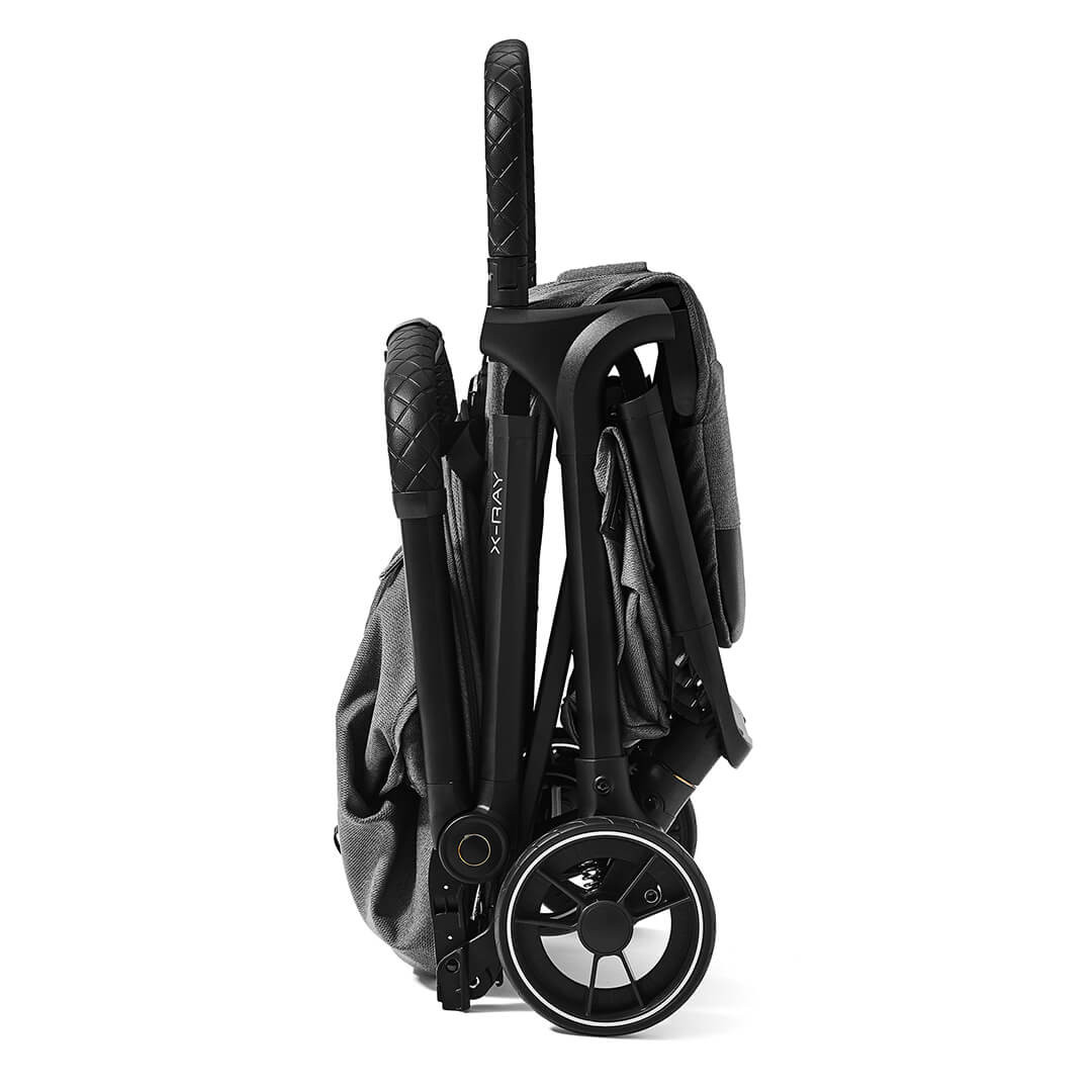 Spacerówka składana do małych rozmiarów