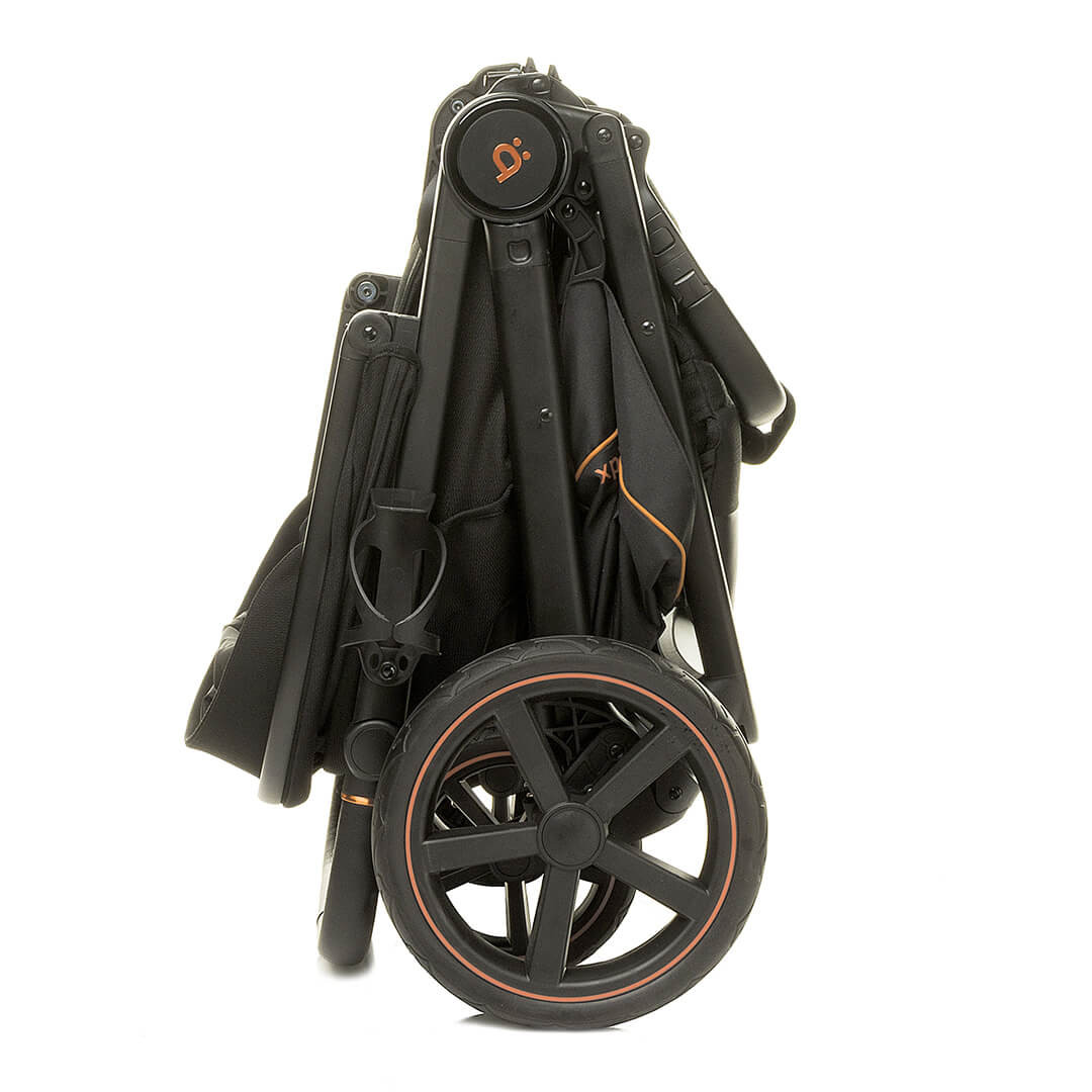 Spacerówka składana do małych rozmiarów