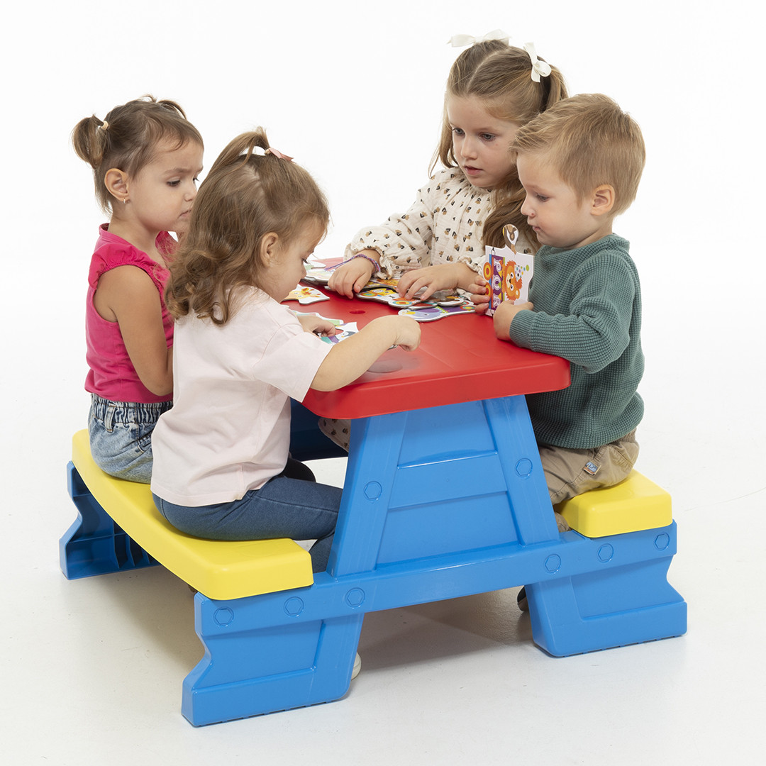 Stolik ogrodowy piknikowy dla dziewczynki