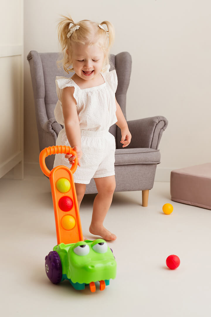 Dumel piłeczkowy pościg krokodylek z piłeczkami