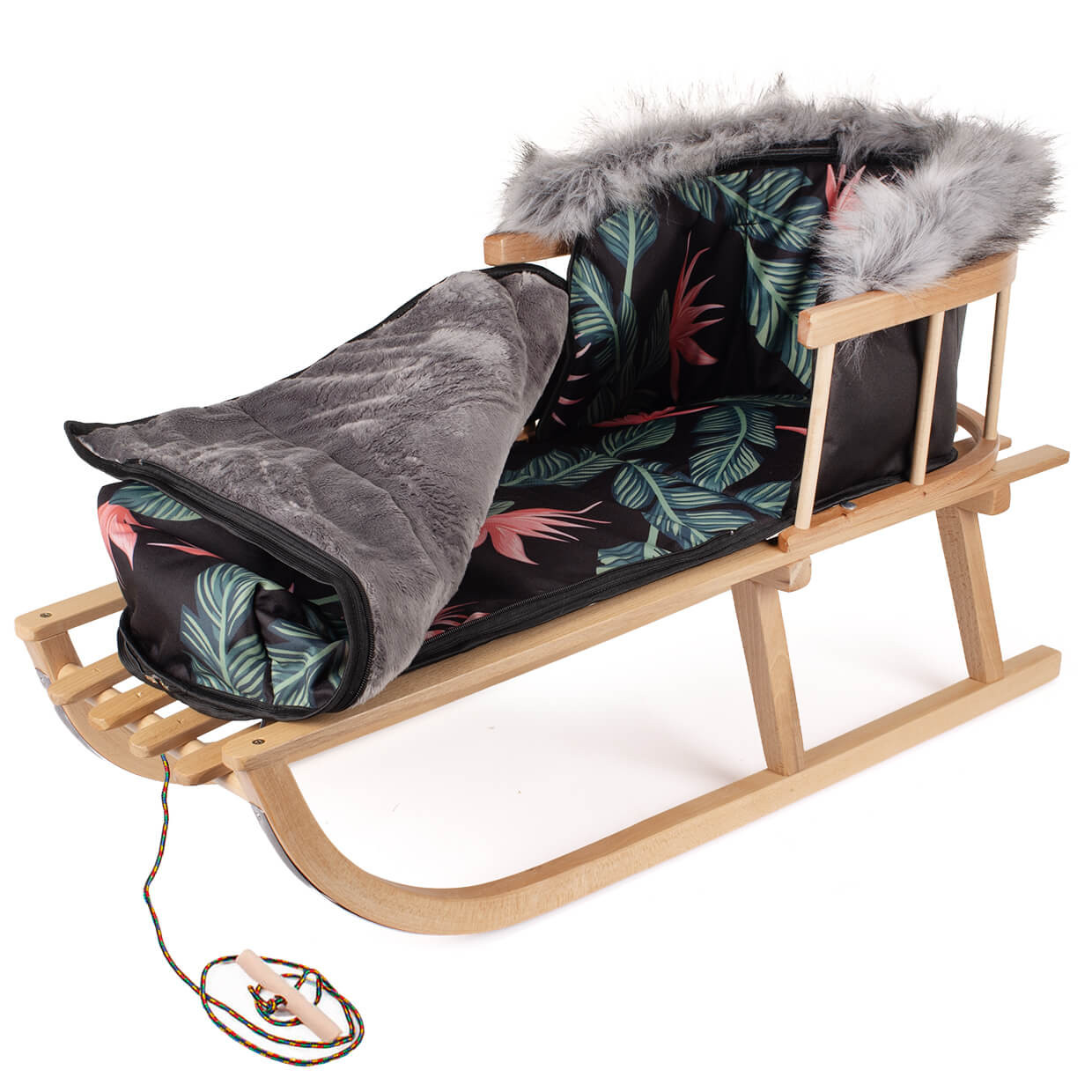 Sanki dla dzieci z oparciem i śpiworkiem