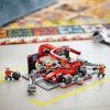 Klocki LEGO City 60443 F1 Pit stop i mechanicy z bolidem Ferrari
