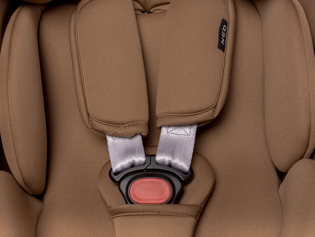 Zagłówek w foteliku NEO