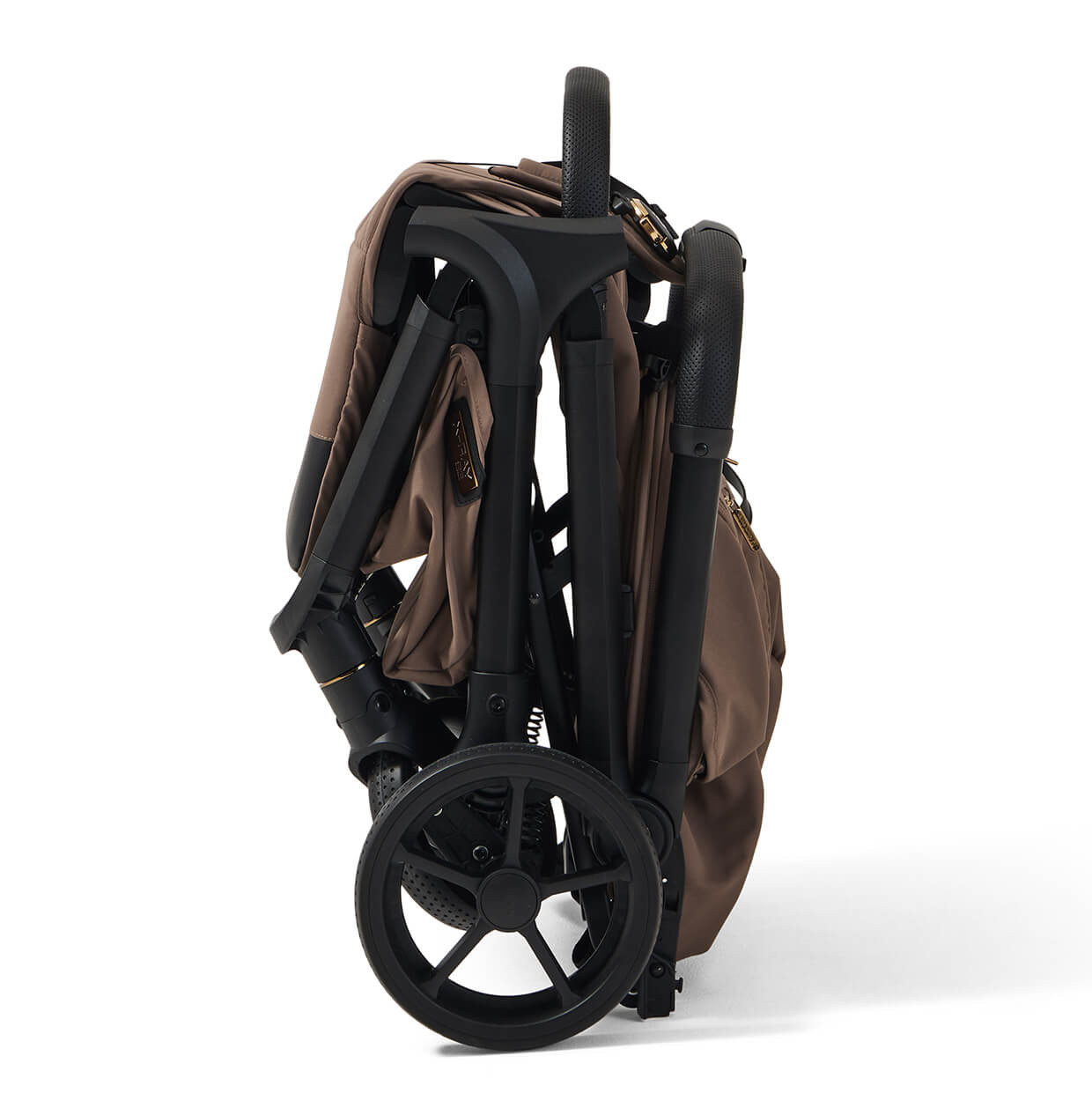 Spacerówka składana do małych rozmiarów