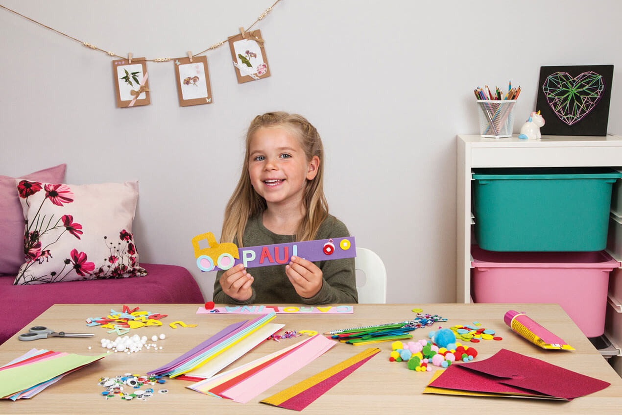 Zestaw kreatywny dla dziewczynki 