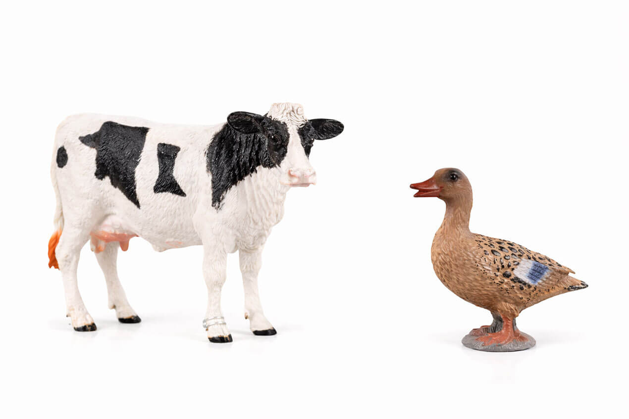 Zestaw figurek farmera, krowa, kaczka 