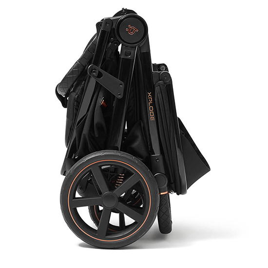 Spacerówka składana do małych rozmiarów