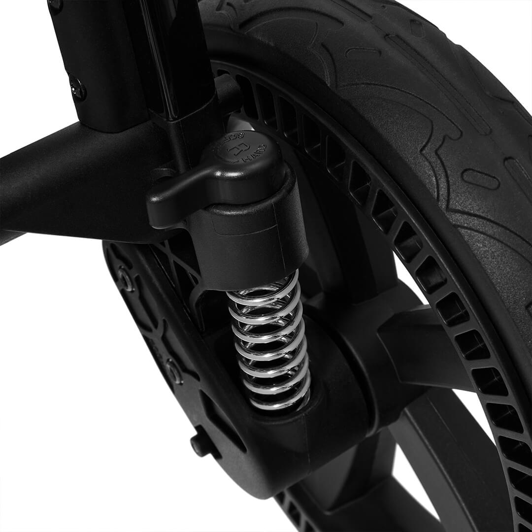 Wózek spacerowy na miękkich pneumatycznych kołach xplode