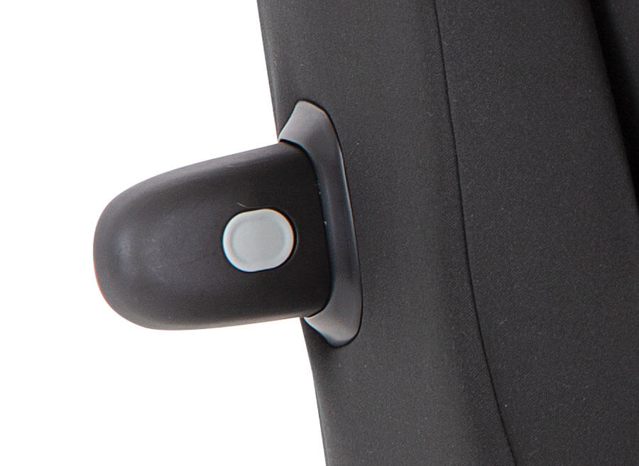 Uchulność fotelika Every Stage R129