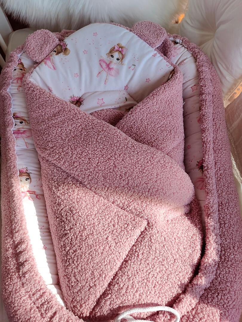 Komplet niemowlęcy do łózeczka  rożek becik